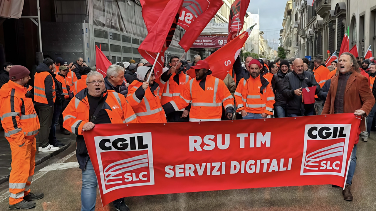 Una protesta dei lavoratori della Telco Una protesta dei lavoratori della Telco