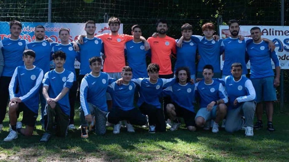 La rosa del. Montepiano è stata presentata domenica. La squadra gioca in Terza categoria La rosa del. Montepiano è stata presentata domenica. La squadra gioca in Terza categoria