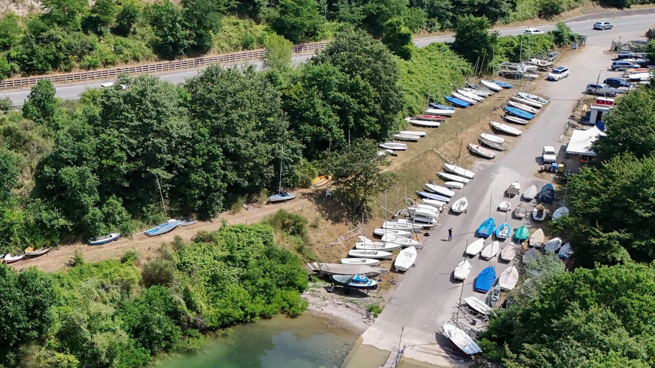 Il lago visto da vicino: "I pericoli sono pochi. Ma servono più servizi"