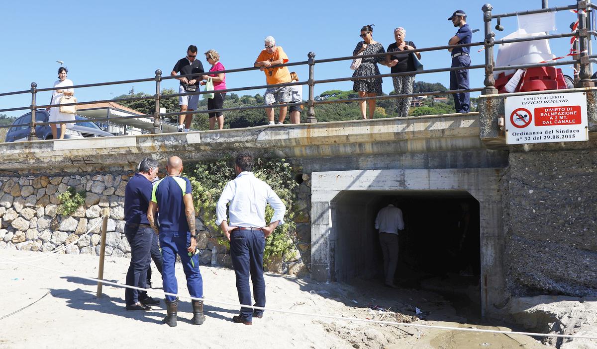Lerici, per il rotavirus sulle spiagge due dirigenti indagati per inquinamento Lerici, per il rotavirus sulle spiagge due dirigenti indagati per inquinamento