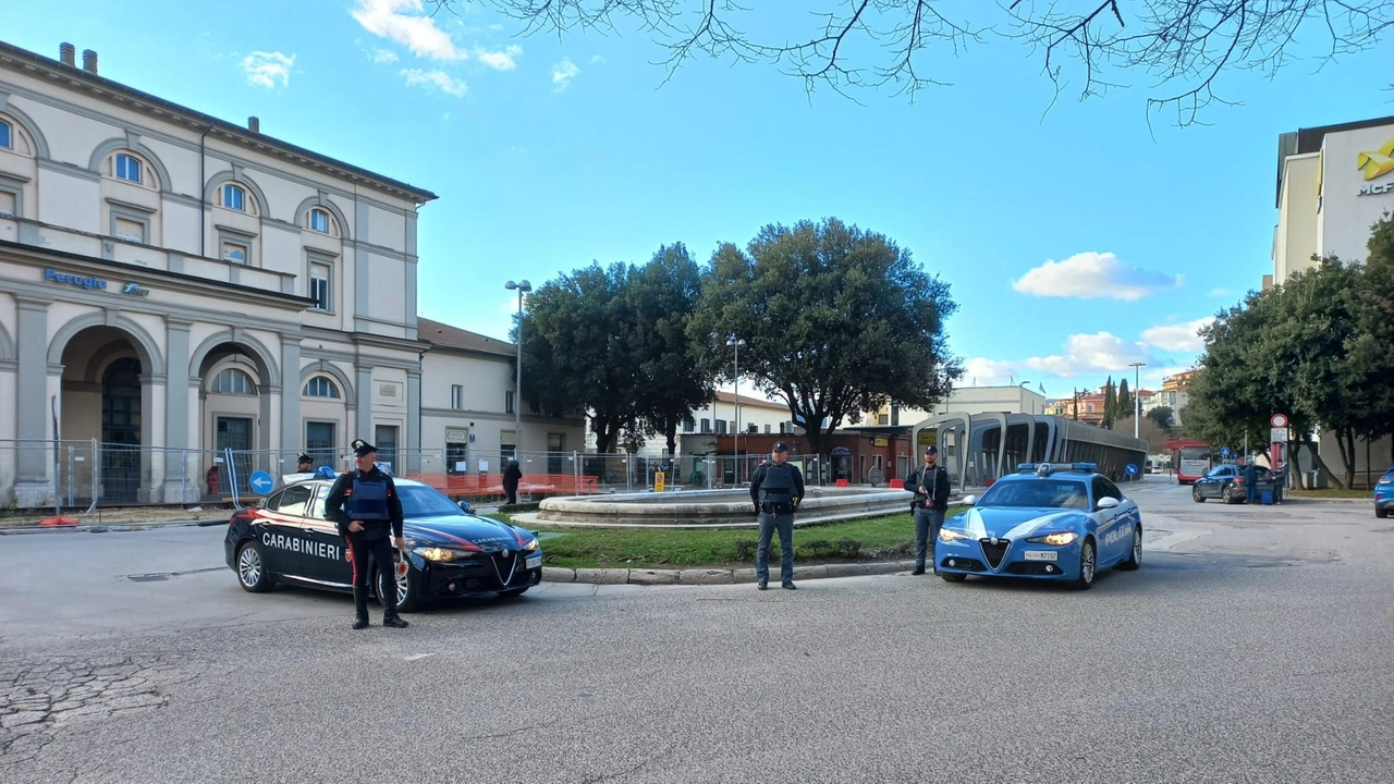 Indagini congiunte di Carabinieri e Polizia Indagini congiunte di Carabinieri e Polizia