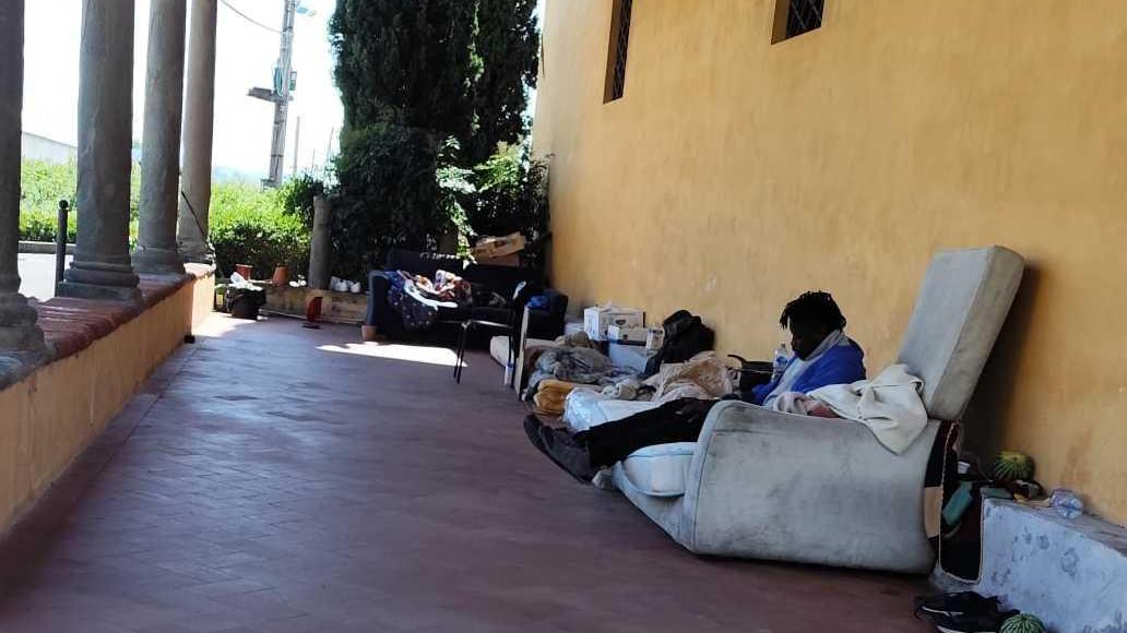 https://www.lanazione.it/image-service/view/acePublic/alias/contentid/MzZlYWM3MjAtMjU1ZS00/0/emergenza-immigrazione-ramini-nuovi-ospiti-in-parrocchia-primi-allarmi-siamo-preoccupati.jpeg?f=16:9&w=1200&h=630