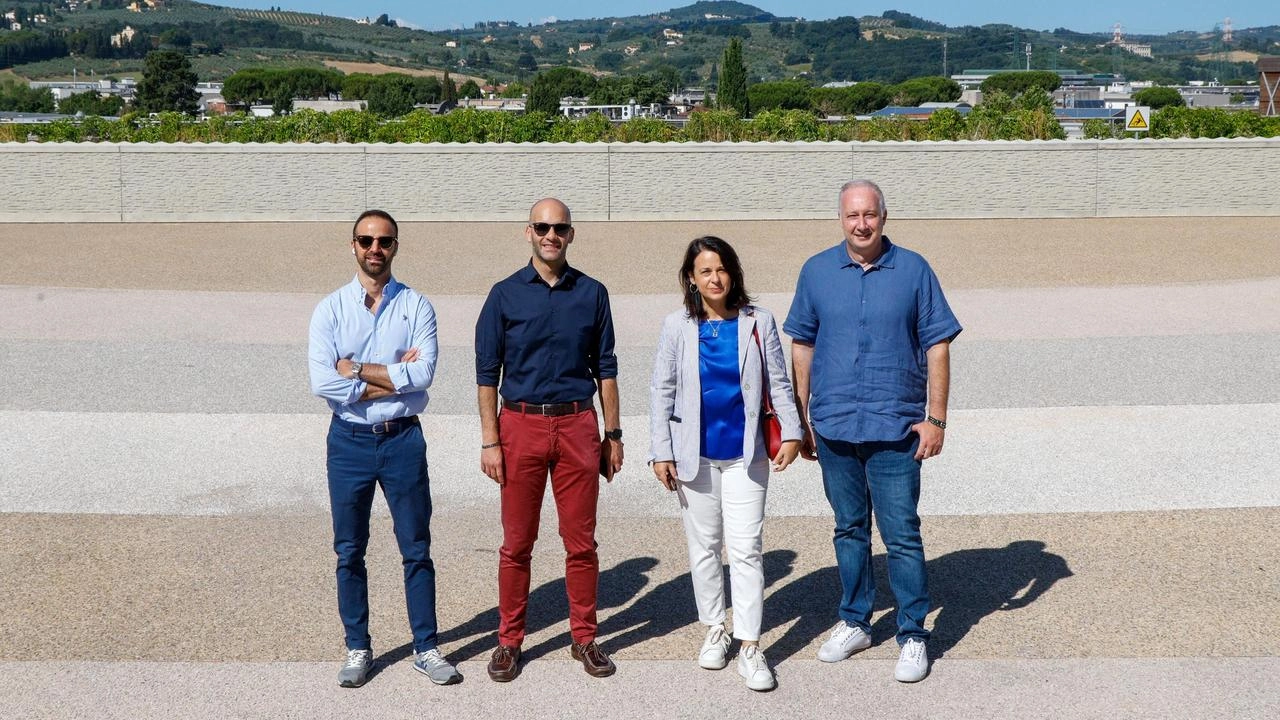 Autostrade consegna la maxi area al Comune. Sereni: "Siamo al lavoro per un progetto di gestione" Autostrade consegna la maxi area al Comune. Sereni: "Siamo al lavoro per un progetto di gestione"