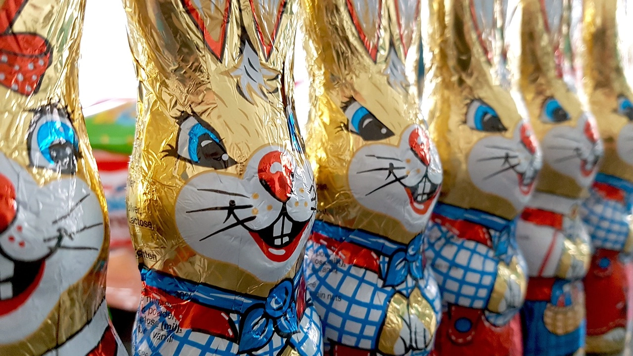 Federconsumatori: +19% per i coniglietti di cioccolato. Solo 1 famiglia su 4 pranzerà fuori