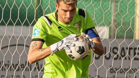 Francesco Pacini, portiere del Poggibonsi dal 2021. Classe 1995, è considerato uno dei migliori per rendimento in categoria Francesco Pacini, portiere del Poggibonsi dal 2021. Classe 1995, è considerato uno dei migliori per rendimento in categoria