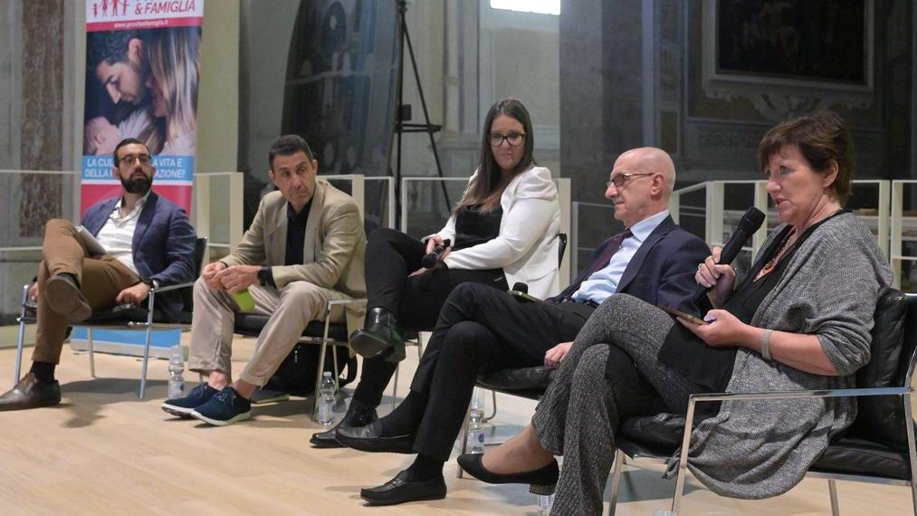 convegno di pro vita la protesta va in piazza