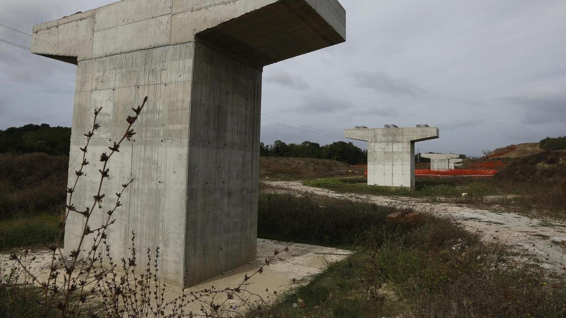 https://www.lanazione.it/image-service/view/acePublic/alias/contentid/Mzc2ZmFkZjMtMTYxOC00/0/cassia-progetto-aggiornato-tratto-monteroni-monsindoli-unopera-fondamentale.jpeg?f=16:9&w=1200&h=630
