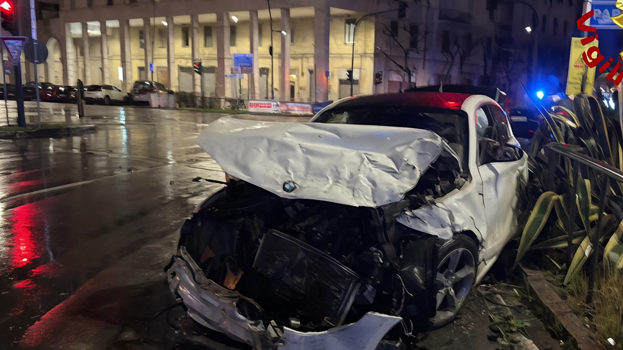La vettura coinvolta nell’incidente mortale condotta da Nedad Sulejmanovic (foto. dei vigili. del fuoco) La vettura coinvolta nell’incidente mortale condotta da Nedad Sulejmanovic (foto. dei vigili. del fuoco)