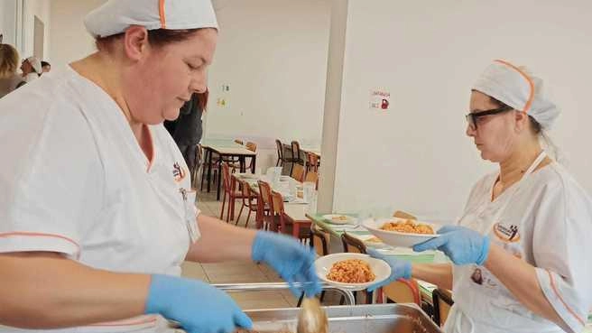Fino alle 14 del 19 maggio 2025 è possibile presentare domanda per l’inserimento o l’aggiornamento nelle graduatorie Ata 24 mesi,...
