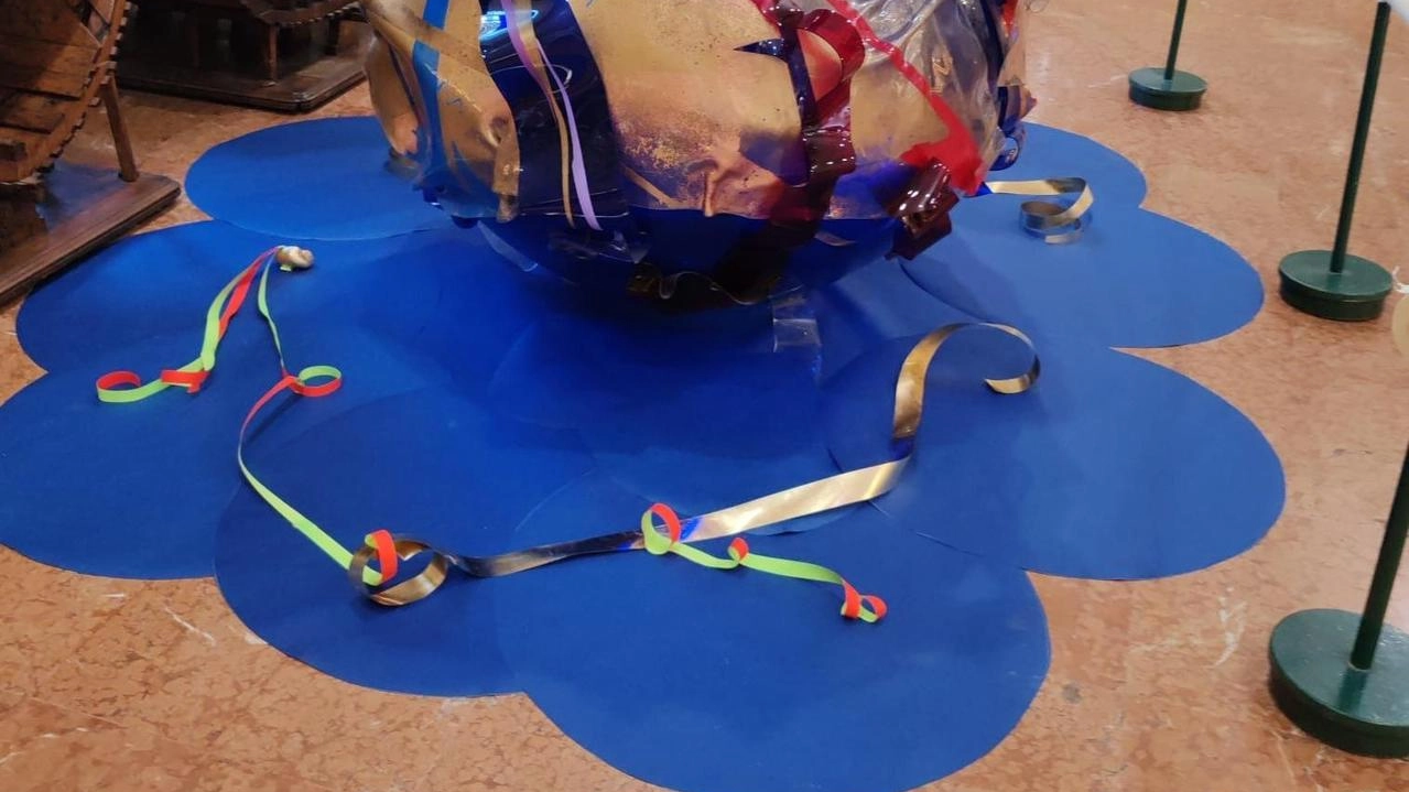 Una delle cento opere di Alessandra Angelini esposte al Museo tecnico navale