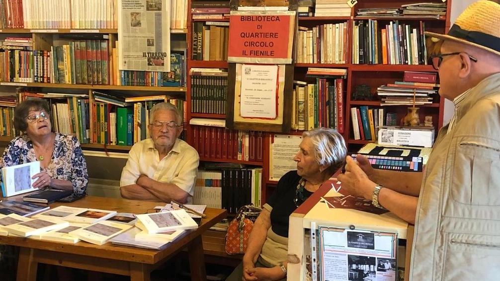 Renato Gérard, poeta del cuore, ha al suo attivo una decina di libri: riesce a declinare l’arte in linguaggi differenti Renato Gérard, poeta del cuore, ha al suo attivo una decina di libri: riesce a declinare l’arte in linguaggi differenti