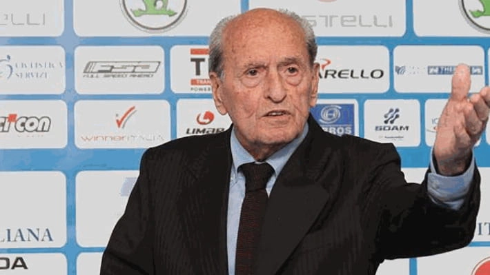 Alfredo Martini uno dei fondatori del premio Giglio D'Oro Alfredo Martini uno dei fondatori del premio Giglio D'Oro