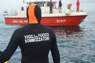 sommozzatori vigili del fuoco
