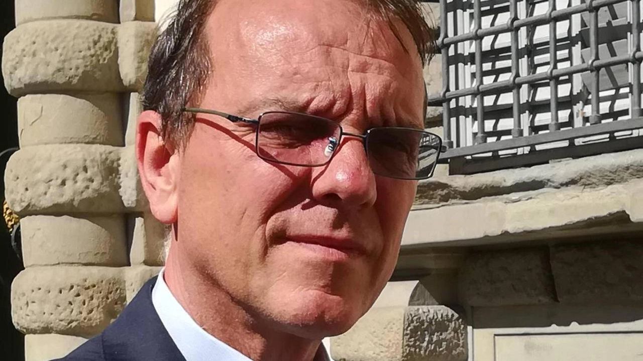 Il presidente della Sales di via Gioberti, Maurizio Razzi, propone un approccio educativo per i giovani atleti squalificati, sottolineando l'importanza della prevenzione e della riabilitazione per contrastare comportamenti negativi nello sport. Il presidente della Sales di via Gioberti, Maurizio Razzi, propone un approccio educativo per i giovani atleti squalificati, sottolineando l'importanza della prevenzione e della riabilitazione per contrastare comportamenti negativi nello sport.