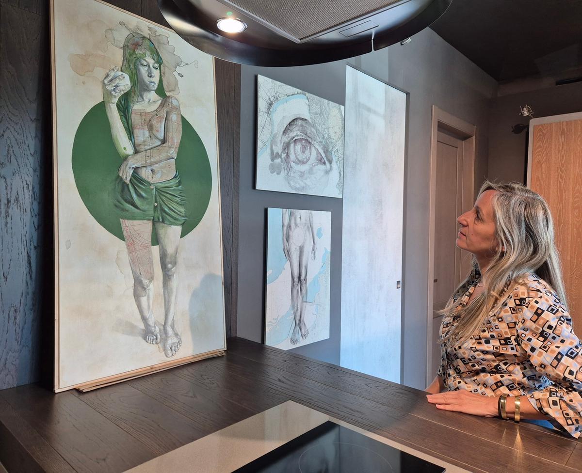 “Arte oltre la porta”, la mostra del Collettivo Arezzo a cura di Danilo Sensi “Arte oltre la porta”, la mostra del Collettivo Arezzo a cura di Danilo Sensi