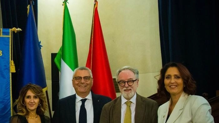 Il Rotary Club di Assisi celebra l'800° anniversario del Cantico delle Creature di San Francesco con conferenze e performance musicali. Il Rotary Club di Assisi celebra l'800° anniversario del Cantico delle Creature di San Francesco con conferenze e performance musicali.