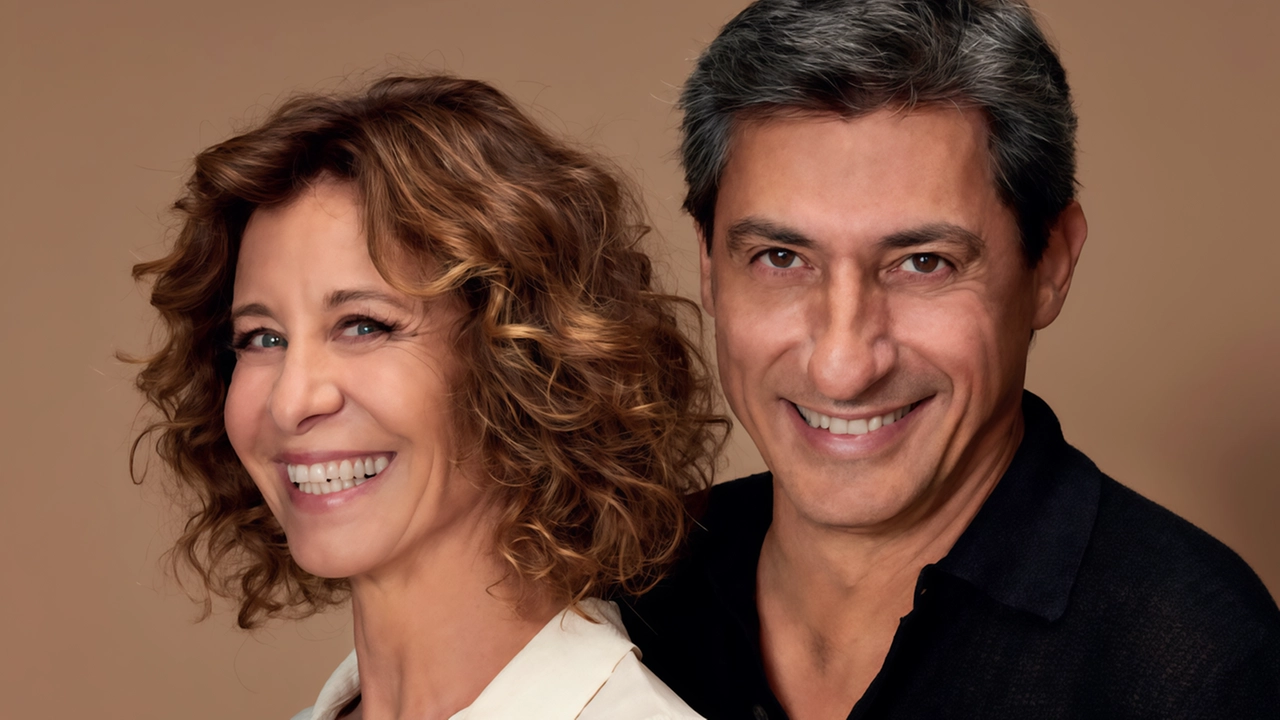 Emilio Solfrizzi e Carlotta Natoli in scena al Teatro del Popolo di Colle Val d’Elsa con ’L’anatra all’arancio’ Emilio Solfrizzi e Carlotta Natoli in scena al Teatro del Popolo di Colle Val d’Elsa con ’L’anatra all’arancio’