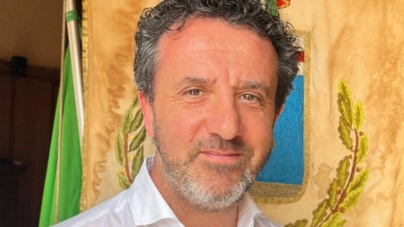 L’intervento in due step. Il passo successivo è la posa di tamerici e aiuole L’intervento in due step. Il passo successivo è la posa di tamerici e aiuole