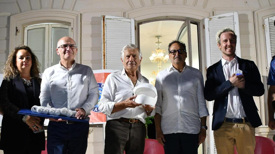 Giacomo Agostini, campione senza tempo: "La moto dà gioia ma ci vuole attenzione" Giacomo Agostini, campione senza tempo: "La moto dà gioia ma ci vuole attenzione"