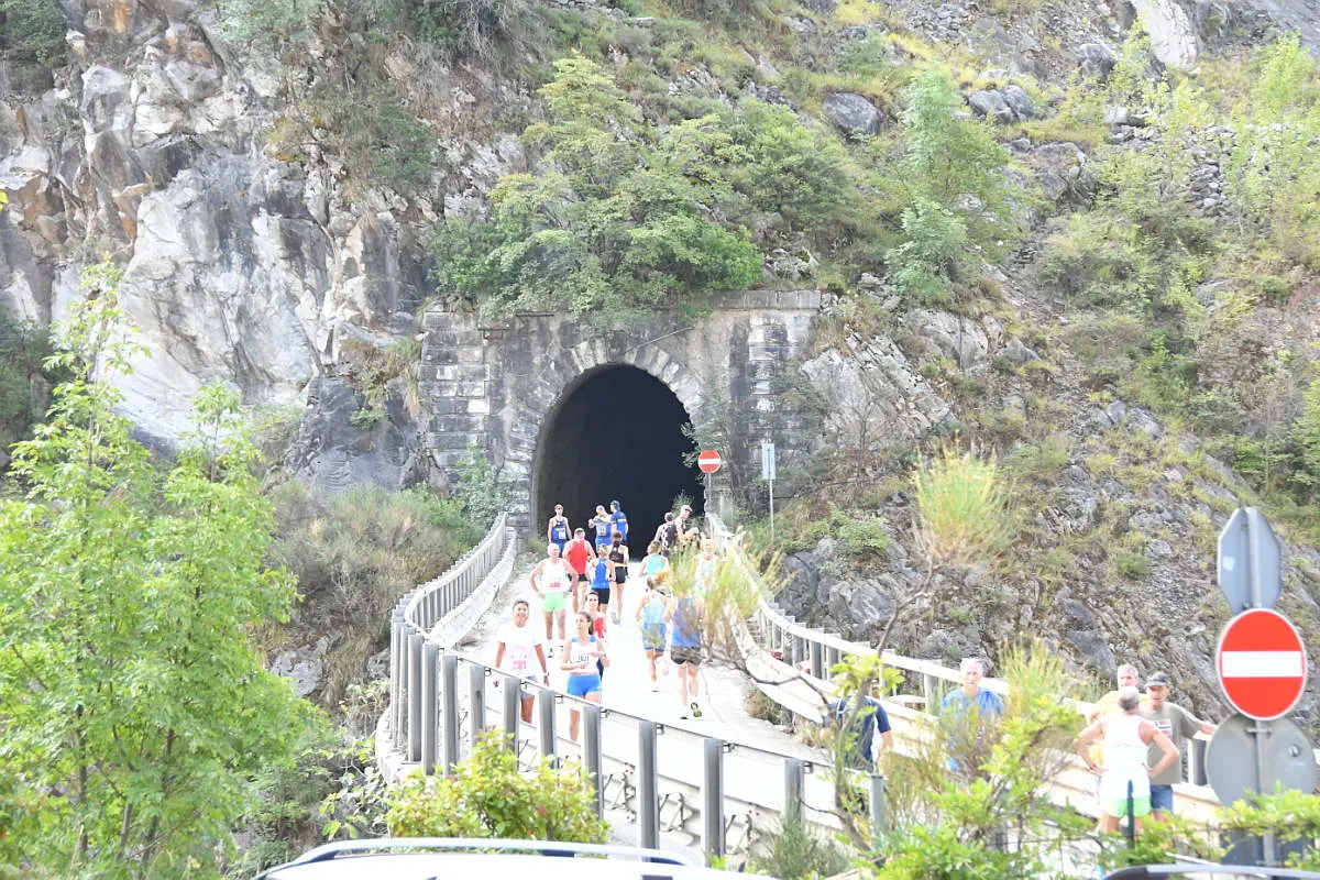 Corsa di Marmo, foto e classifica della spettacolare gara di Carrara