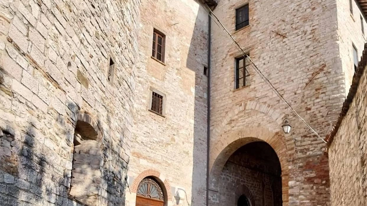 Lunedì riparte la scuola per molti studenti Il primo cittadino ha rivolto agli alunni un messaggio di augurio Lunedì riparte la scuola per molti studenti Il primo cittadino ha rivolto agli alunni un messaggio di augurio