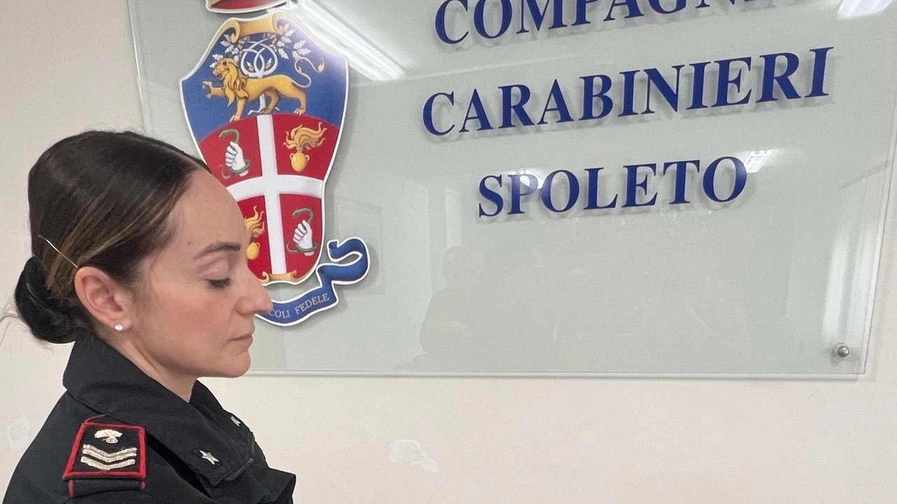 SPOLETO Si toglie ancora il braccialetto elettronico e finisce in carcere. I carabinieri di Spoleto hanno arrestato un 33enne... SPOLETO Si toglie ancora il braccialetto elettronico e finisce in carcere. I carabinieri di Spoleto hanno arrestato un 33enne...