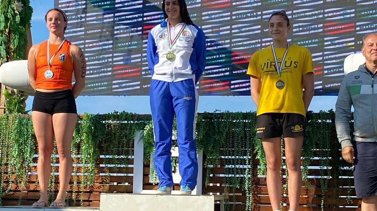 Nuoto. Virtus Buonconvento. Oro a Chiara Costagli