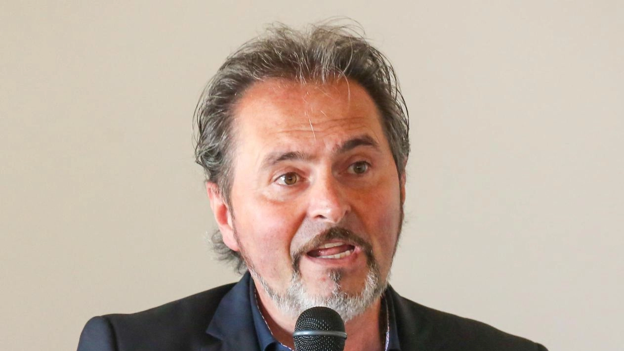 Il sindaco Giacomo Tarrini Il sindaco Giacomo Tarrini