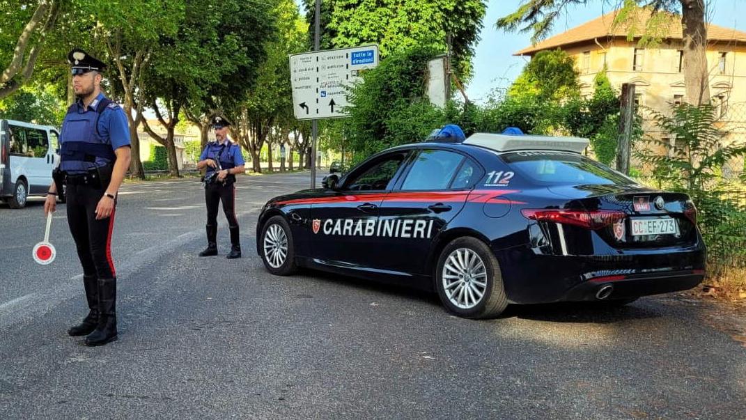 controlli sui passi del mugello 30 multe e 63 punti tolti dalle patenti