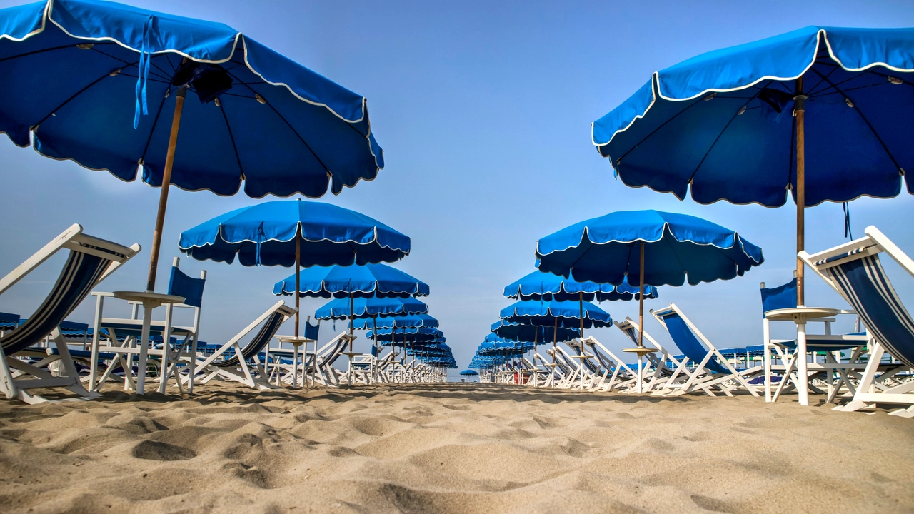 Ferragosto last minute al mare, la nostra simulazione: per due notti una coppia spende almeno 400 euro (Foto iStock)
