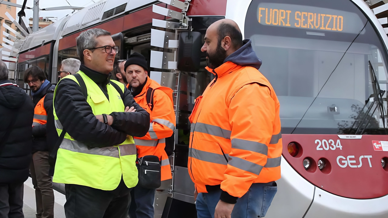 La variante che collega piazza San Marco a piazza della Libertà sarà inaugurata a gennaio dopo il pre-esercizio. La variante che collega piazza San Marco a piazza della Libertà sarà inaugurata a gennaio dopo il pre-esercizio.