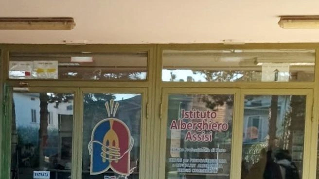 Tavola rotonda all’Alberghiero di Assisi Tavola rotonda all’Alberghiero di Assisi