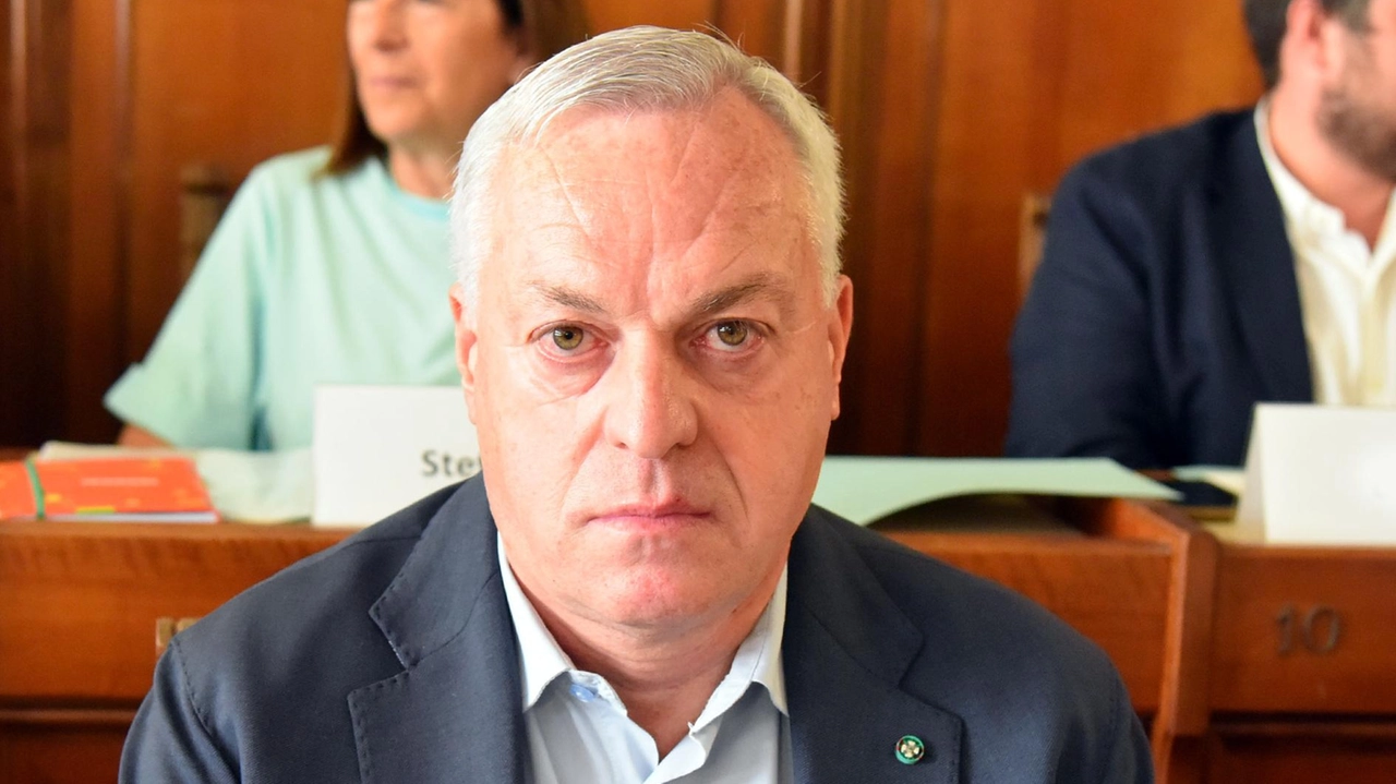 L’assessore alla Sicurezza di Follonica, Giorgio Poggetti ha illustrato il nuovo Regolamento di polizia urbana