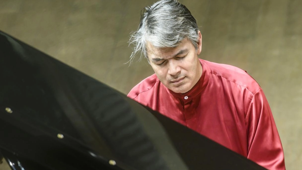 Il pianista Pietro De Maria inaugura la stagione autunnale dei concerti dell'AML a Lucca con un programma ricco e raffinato, includendo opere di Haydn, Liszt e Beethoven. Il concerto si terrà domani alle 17:30 presso l'auditorium del "Boccherini". Il pianista Pietro De Maria inaugura la stagione autunnale dei concerti dell'AML a Lucca con un programma ricco e raffinato, includendo opere di Haydn, Liszt e Beethoven. Il concerto si terrà domani alle 17:30 presso l'auditorium del "Boccherini".
