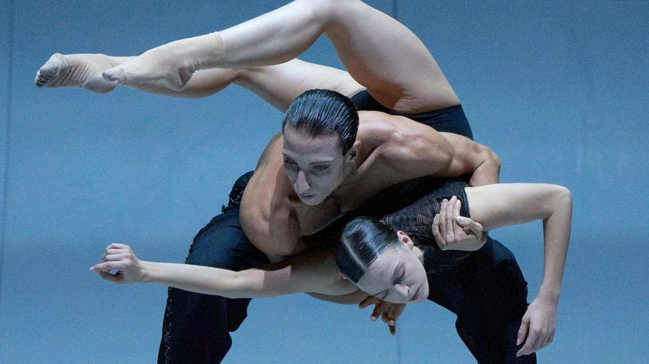 Martino Semenzato e Mckenzie Brown dello Stuttgard Ballet