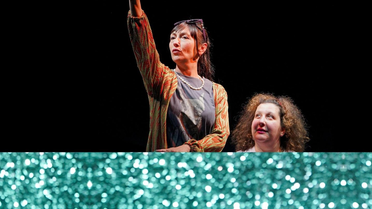 Una scena dello spettacolo «Nikita» di. Francesca Sarteanesi e Tommaso Cheli è in scena il 15 novembre alle 20.45 al teatro Funaro di Pistoia Una scena dello spettacolo «Nikita» di. Francesca Sarteanesi e Tommaso Cheli è in scena il 15 novembre alle 20.45 al teatro Funaro di Pistoia