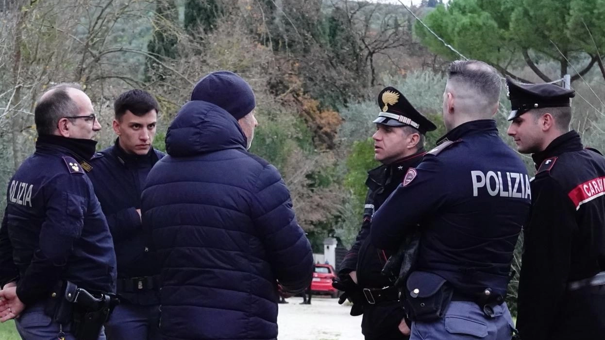 Nella tragedia di via San Felice a Ema 33 hanno perso la vita Matteo Racheli, imprenditore 49enne originario di Gardone Val Trompia, la compagna Alcione Margarida, 46enne brasiliana, Elio Racheli, il bambino più grande di 11 anni nato dalla prima unione di Matteo Racheli Nella tragedia di via San Felice a Ema 33 hanno perso la vita Matteo Racheli, imprenditore 49enne originario di Gardone Val Trompia, la compagna Alcione Margarida, 46enne brasiliana, Elio Racheli, il bambino più grande di 11 anni nato dalla prima unione di Matteo Racheli