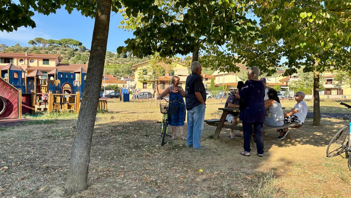 Cattivi odori a Treggiaia. Raccolta firme al via: “Non ne possiamo più”