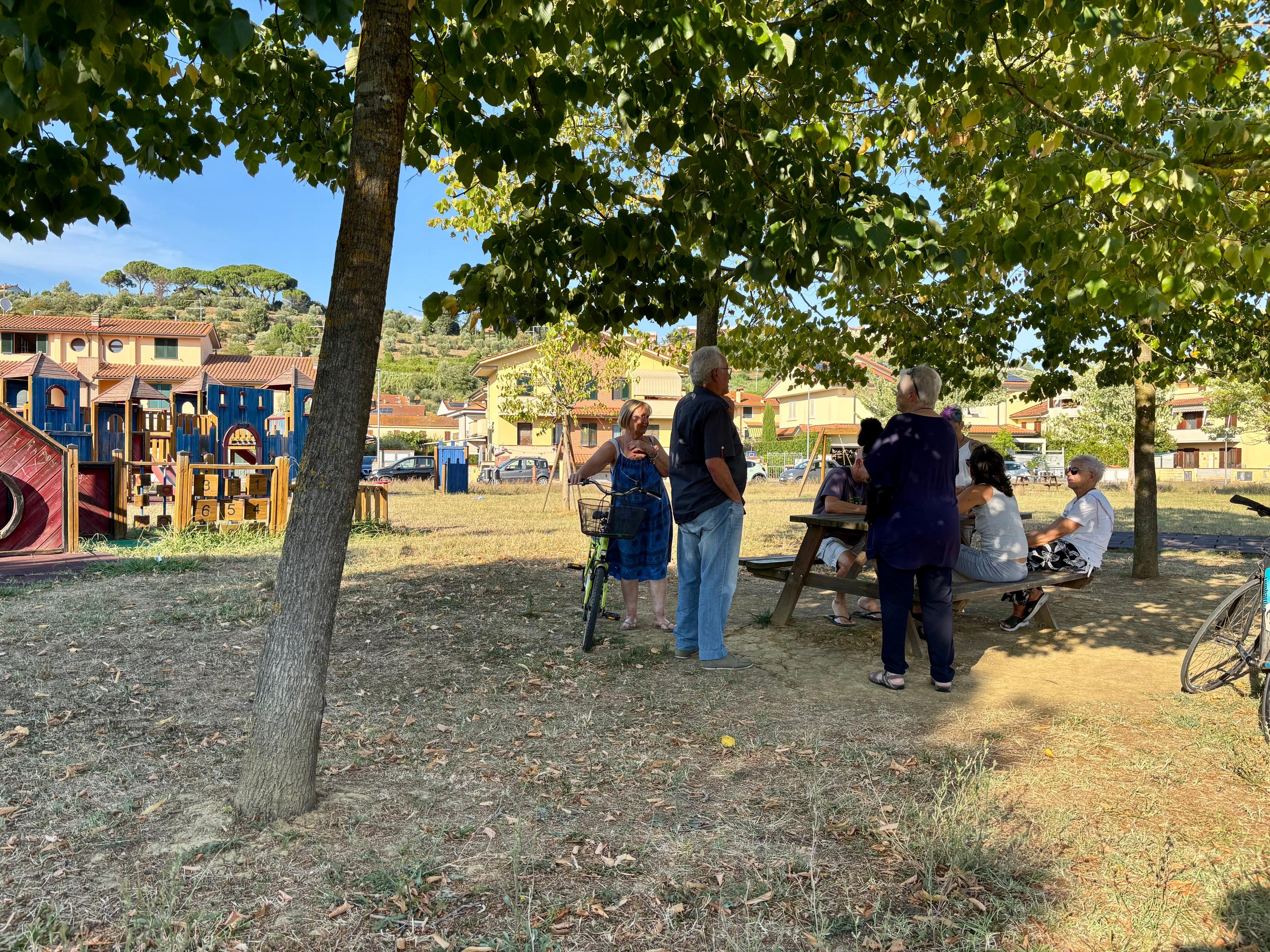 Cattivi odori a Treggiaia. Raccolta firme al via: “Non ne possiamo più”