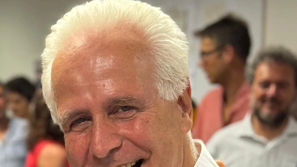 Riaperta la strada di Balza Fiorita, che collega Camaiore con La Culla e Sant’Anna di Stazzema, in Versilia (Lucca), dopo... Riaperta la strada di Balza Fiorita, che collega Camaiore con La Culla e Sant’Anna di Stazzema, in Versilia (Lucca), dopo...