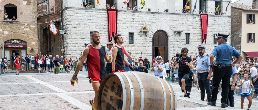 Montepulciano, con ‘Il suono delle botti’ si aprono le celebrazioni dei 50 anni del Bravìo