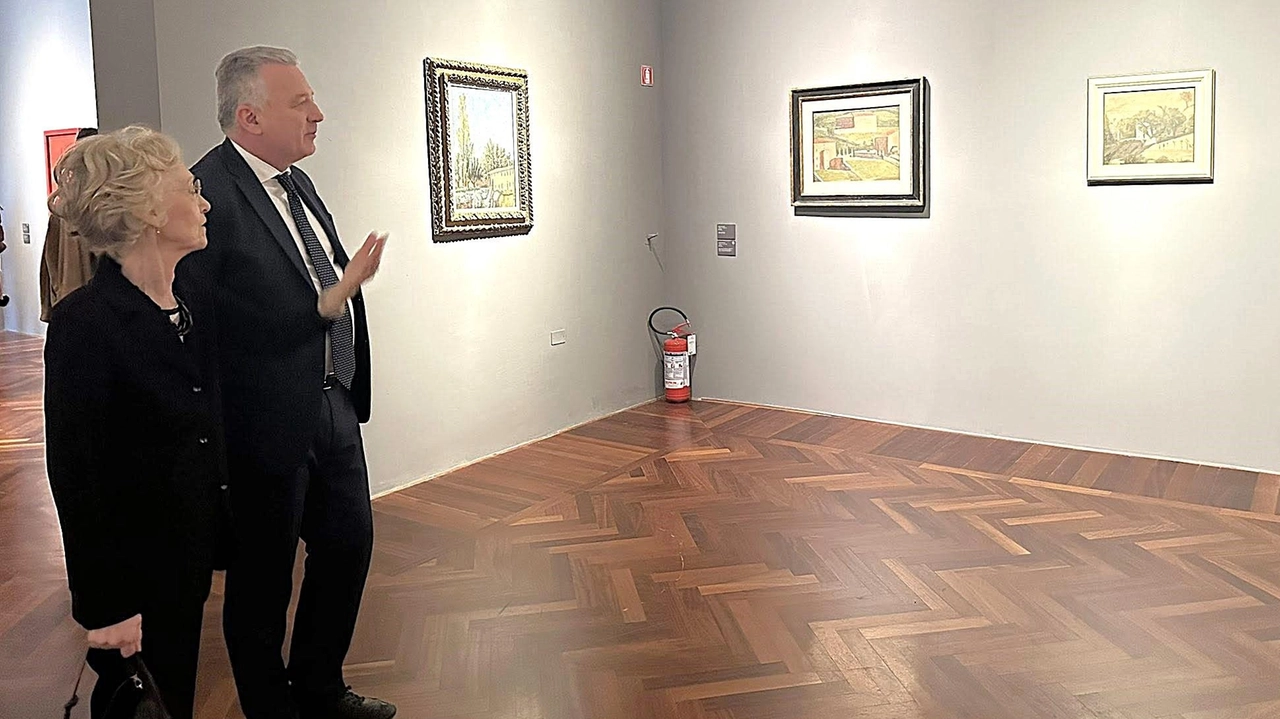 Il sindaco al Camec per l’inaugurazione della mostra su Morandi e Fontana