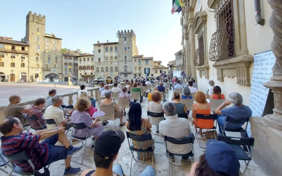 Arezzo Moonlight festival: al via in piazza Grande