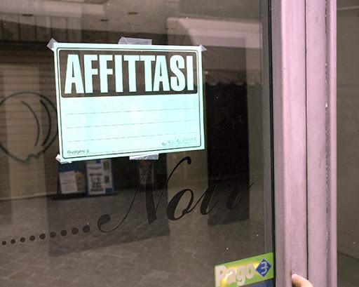 https://www.lanazione.it/image-service/view/acePublic/alias/contentid/MzliNjIzOWQtN2FiMC00/0/affitti.jpeg