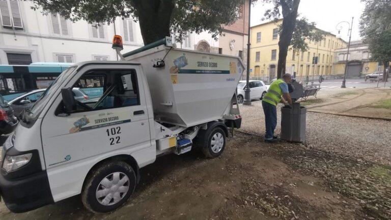 L’assurdo furto: ruba un furgoncino dei rifiuti, arrestata L’assurdo furto: ruba un furgoncino dei rifiuti, arrestata