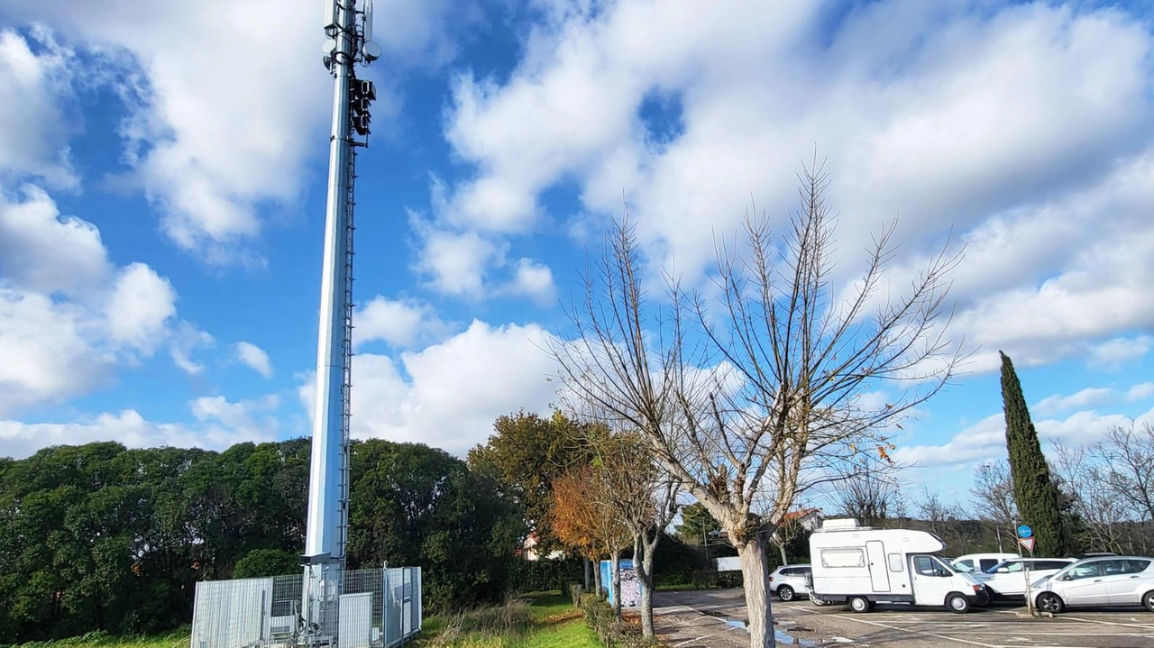 Un’antenna della telefonia: in programma a Vezzano un incontro pubblico sull’impianto in progetto da Iliad (foto d’archivio) Un’antenna della telefonia: in programma a Vezzano un incontro pubblico sull’impianto in progetto da Iliad (foto d’archivio)