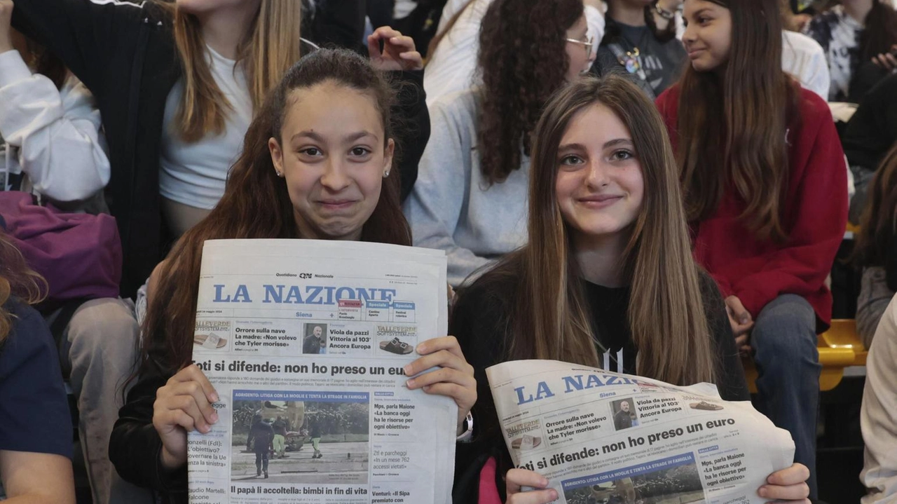 Un’immagine della premiazione di ’Cronisti in classe’ del 2024 Un’immagine della premiazione di ’Cronisti in classe’ del 2024