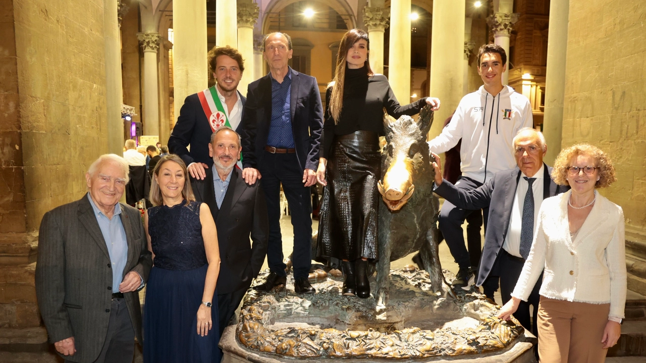 Il gruppo dei premiati de "Il Porcellino" (New Press Photo) Il gruppo dei premiati de "Il Porcellino" (New Press Photo)