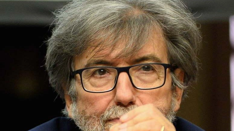 Dall’alto a sinistra, in senso orario: Galli della Loggia, Francini, Cerno e Dalla Ragione Dall’alto a sinistra, in senso orario: Galli della Loggia, Francini, Cerno e Dalla Ragione