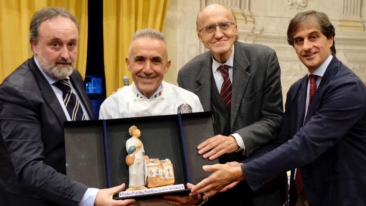 Il vincitore del Premio Bancarella della Cucina 2023, Pietro Catzola Il vincitore del Premio Bancarella della Cucina 2023, Pietro Catzola